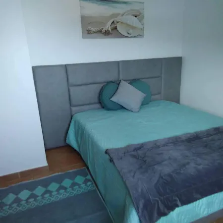 Lilly House بيت للعطل